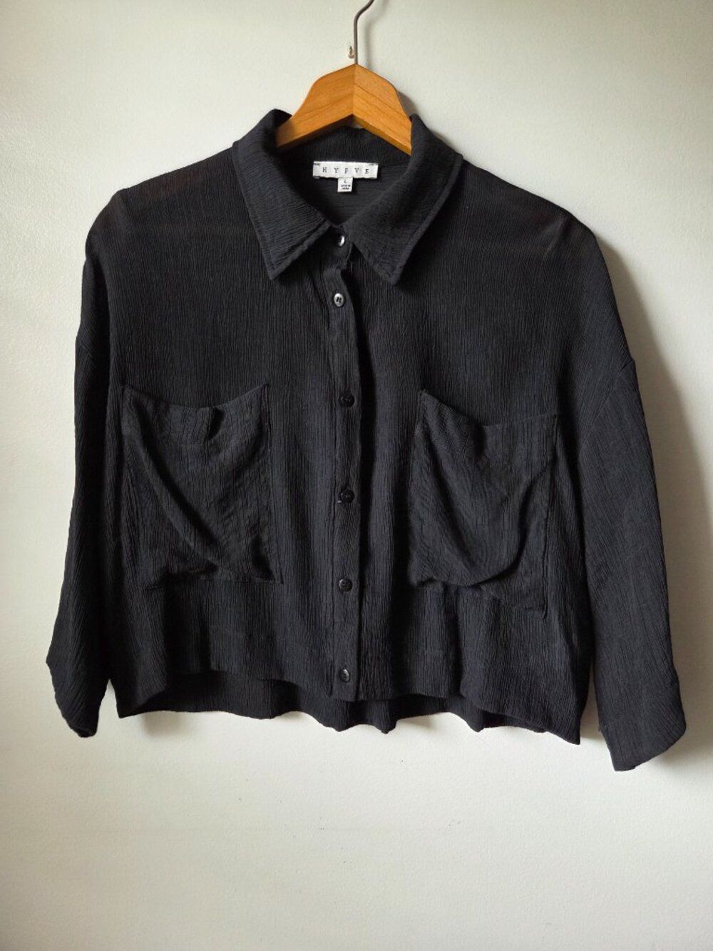 EUC WORN ONCE HYFVE BLACK BOXY SEMI CROPPED BUTTONED SHIRT SIZE L